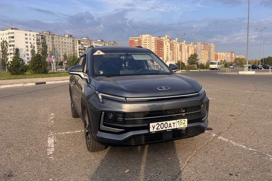 Учебный автомобиль автошколы «АвтоАкадемия»